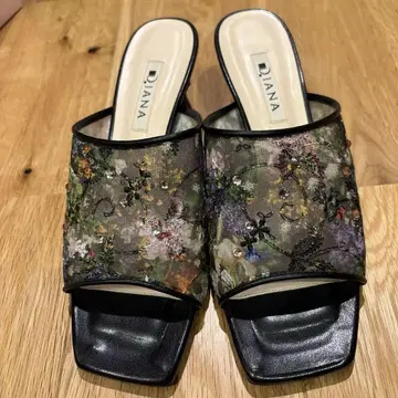 다이애나 크로 자수 르누아르 샌들