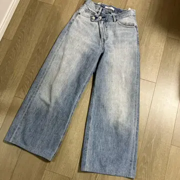 MOUSSY 기장 수선 크로스 웨이스트 와이드 스트레이트