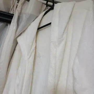 플리스 후드 부착 목욕 가운 크림색