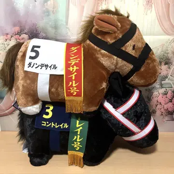 사라코레 콘트레일, 다논데사일 봉제 인형