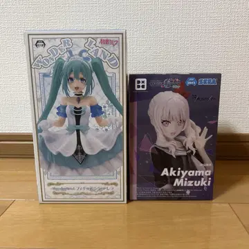 Wonderland 피규어 & 아키야마 미오 피규어