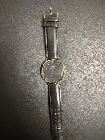 Daniel Wellington DW 손목시계 블랙