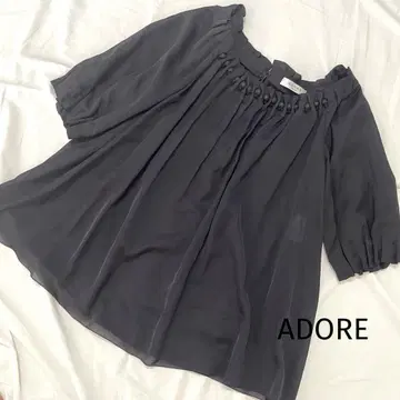 [새상품급] ADORE 어도어 개더 블라우스 턱 백리본 블랙