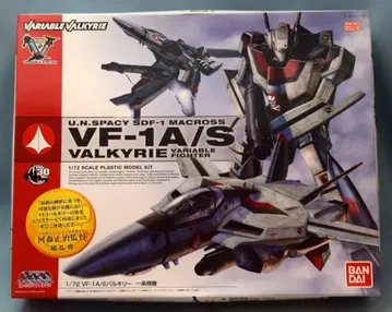 반다이 가변 발키리 VF-1A/S 발키리 이치조 테루키 기체 1/72