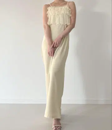 프릴 튤 올인원 M 사이즈 미사용품