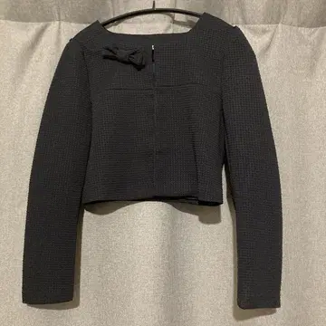 Tika 블랙 테일러드 자켓