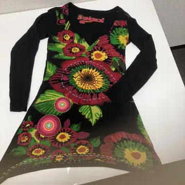 Desigual 꽃무늬 긴팔 튜닉 (XS)