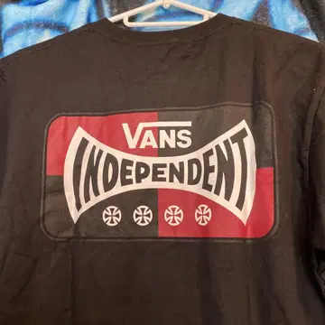 VANS (INDEPENDENT) 블랙 티셔츠 S 사이즈