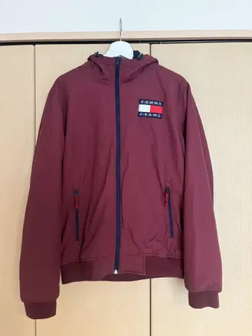 TOMMY JEANS 버건디 나일론 자켓