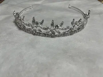실버 꽃과 잎 모티브 티아라