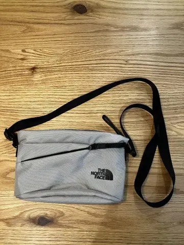THE NORTH FACE 그레이 숄더백