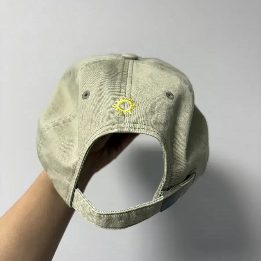 【HELLO SUNRISE】 Washed HS Arch Logo 6Panel Cap /追跡付 헬로선라이즈 워시드 HS 아치로고 6패널 캡 아이보리 & 네이비