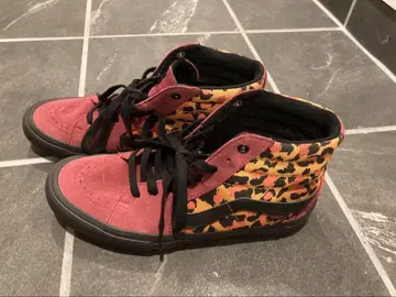 Vans 레오파드 무늬 하이컷 스니커즈