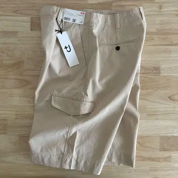 새상품 UNIQLO +J 와이드 핏 카고 하프 팬츠 내추럴 S
