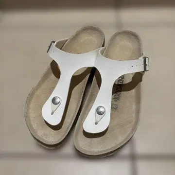 버켄스탁 기제 새상품급 38 화이트
