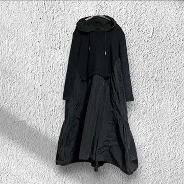 koibitomisaki 코이비토미사키 절개 후드티 원피스