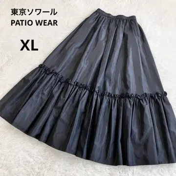 TOKYO SOIR 큰 키 맥시 길이 플레어 원피스 프릴 블랙 광택