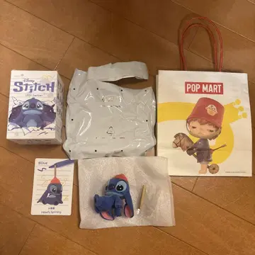 popmart 스티치 리틀 이모션즈 heads spinning