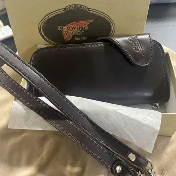 RED WING 가죽 장지갑 천연 가죽