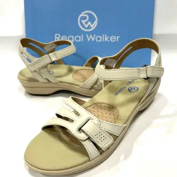 미사용 새상품 Regal Walker 아이보리 스트랩 샌들 가죽
