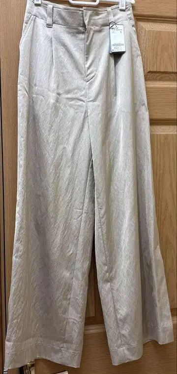 브라민 새틴 와이드 팬츠 36 베이지