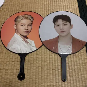 WOOZI 부채