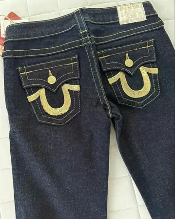 True Religion 슬림 핏 데님