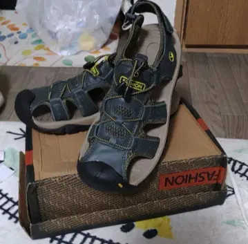 FASHION 천연 가죽 글래디에이터 샌들 남성용 그린 아웃도어