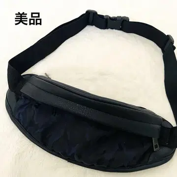 새상품급! 바디백 웨스트 파우치 힙색 카모플라주 아미 가죽