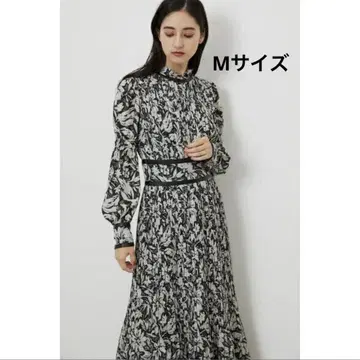 rienda 파이핑 디자인 플리츠 원피스