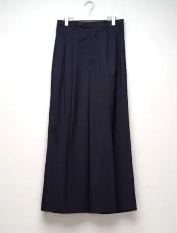 MASU 25SS "더블 탭 와이드 트라우저"
