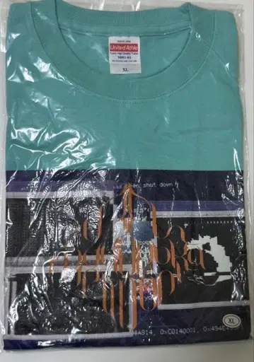 계속 한밤중이면 좋을 텐데 T셔츠 XL