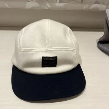 Champion 캡 화이트/네이비