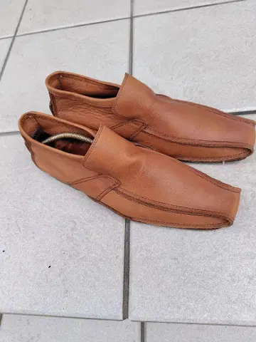 브라운 가죽 로퍼
