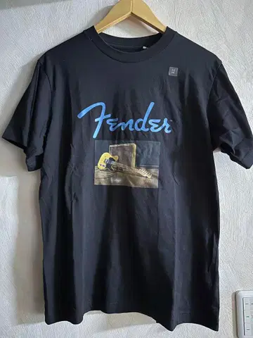 UT x Fender 콜라보 T셔츠 블랙 M 사이즈