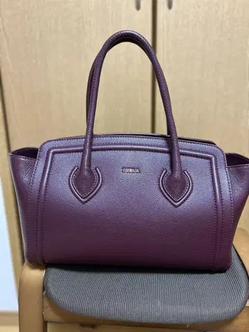 FURLA 갤러지 핸드백
