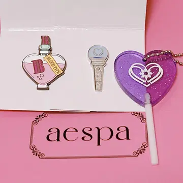 aespa 카리나 핀 배지, 키링 총 3개 세트