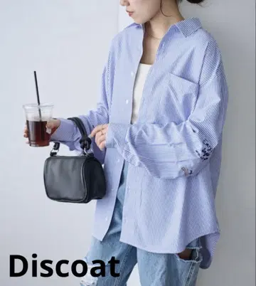 Discoat 손글씨 자수 오버 사이즈 셔츠 스트라이프