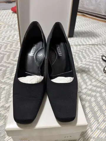 블랙 스퀘어토 하이힐 23cm