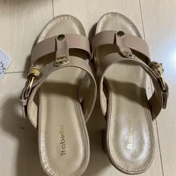 itabella 베이지 힐 샌들 24