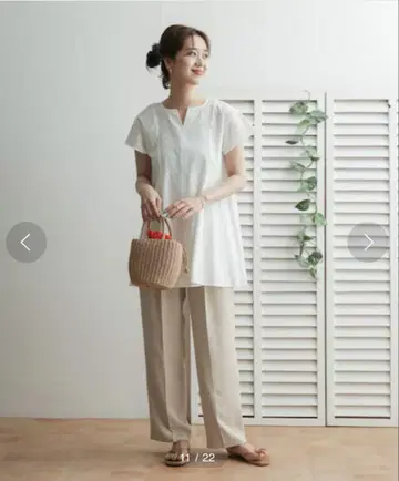 URBAN RESEARCH DOORS 컷 자수 플레어 튜닉