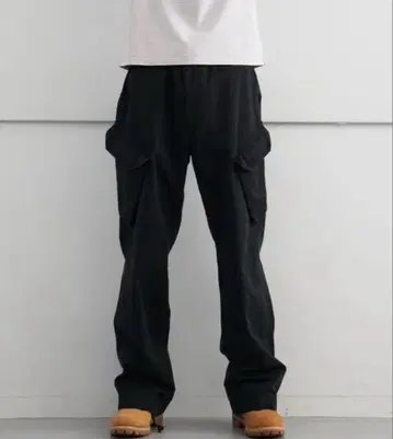 DEVINUSAGE ISLAND CARGO PANTS