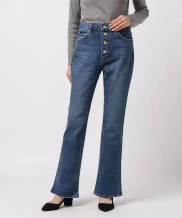 moussy FRONT BUTTON DENIM FLARE 플레어 데님
