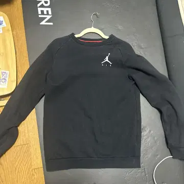 Jordan 크루넥 트레이닝복 블랙