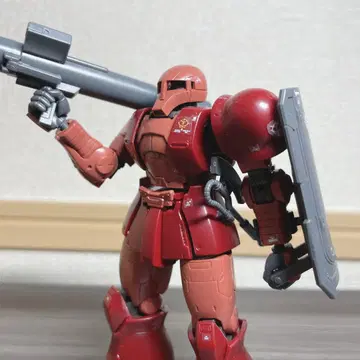 HG 1/144 자쿠 I (샤아 아즈나블 기) 완제품