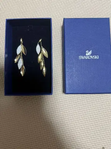 Swarovski 2way 리프 모티브 귀걸이