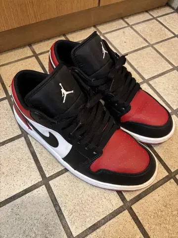 AJ1 로우