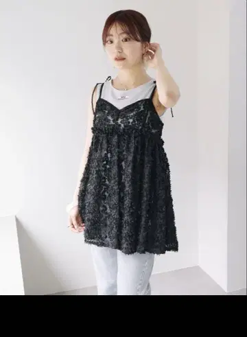 [ 앞뒤 2way ] 웨이브 자수 튤 튜닉