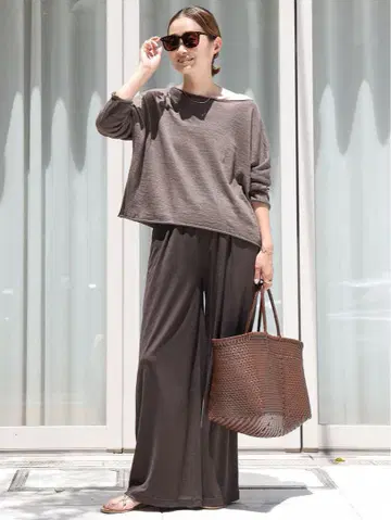 두지엠 클라세 정가 33000엔 Dainty 풀오버 브라운