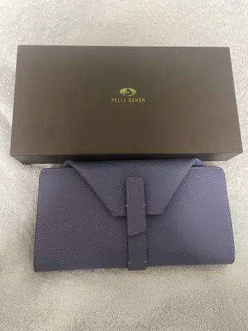 Pelle Borsa 퍼플 장지갑